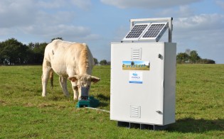 Equipement pour minéralisation liquide en prairie